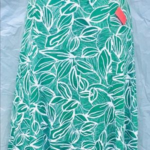 Skirt. Leafy pattern, elegant comfortable